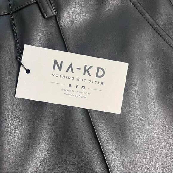 NA-KD Vegan Faux Leather PU High Rise Cropped Pants in Black Size EU 36 | US 6 - Picture 9 of 13